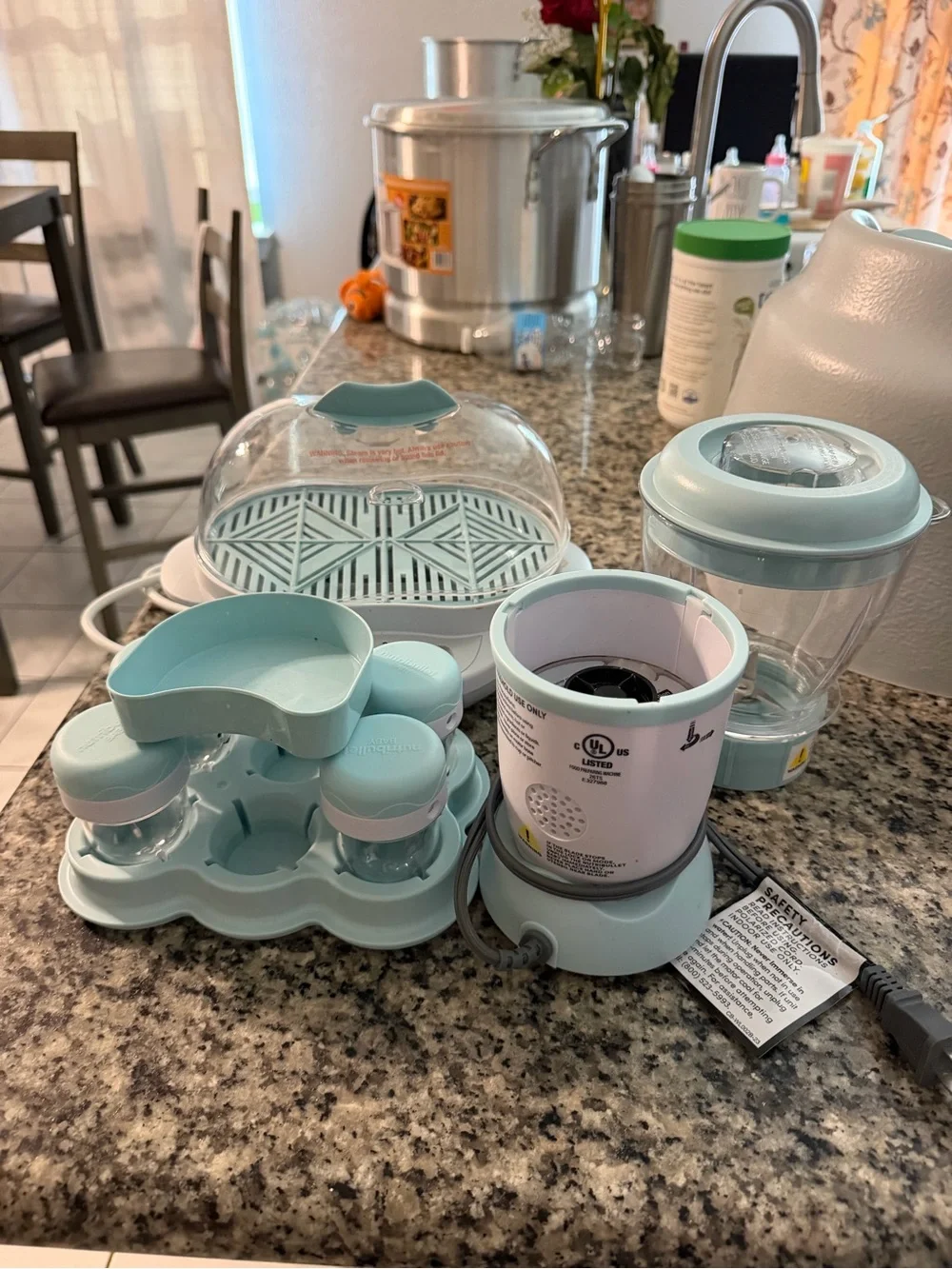 Baby NUTRIBULLET Mint Green Baby Food Maker & Sterilizer Set